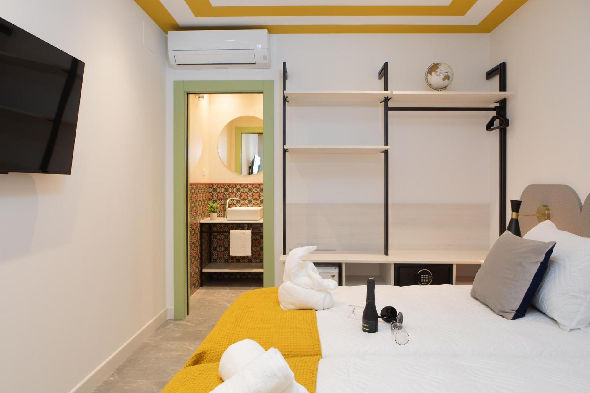 Boutique Rooms Playa Burriana Нерха Екстер'єр фото