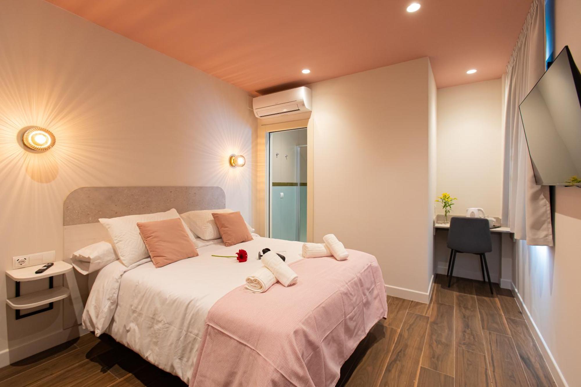 Boutique Rooms Playa Burriana Нерха Екстер'єр фото