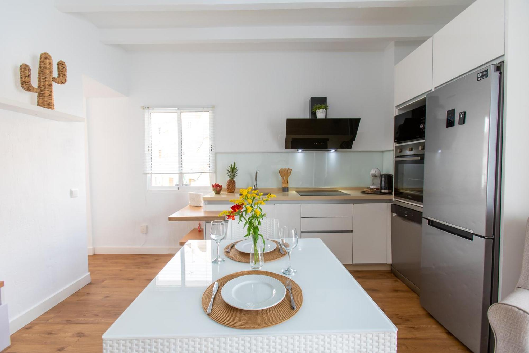 Boutique Rooms Playa Burriana Нерха Екстер'єр фото