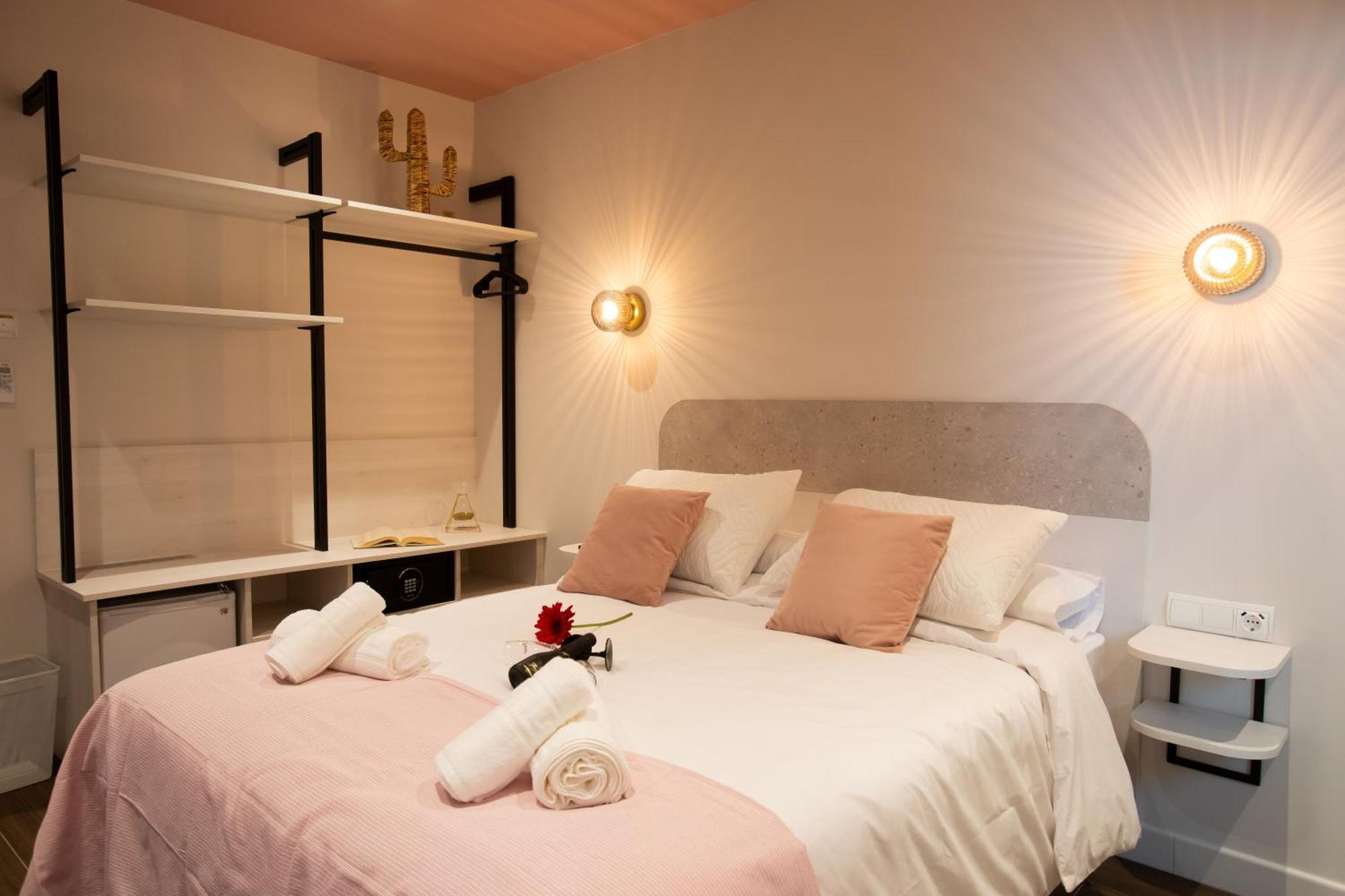 Boutique Rooms Playa Burriana Нерха Екстер'єр фото