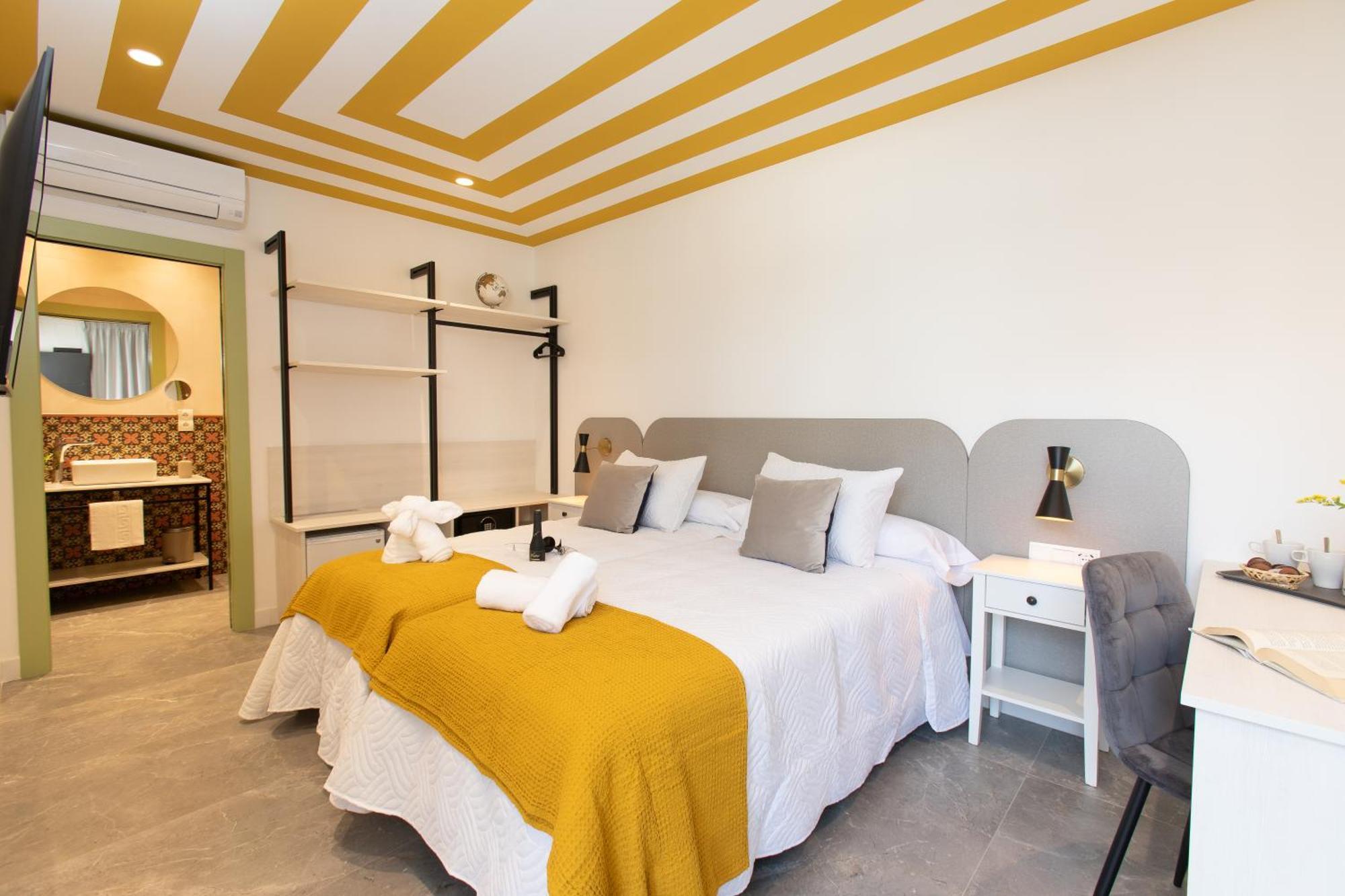 Boutique Rooms Playa Burriana Нерха Екстер'єр фото