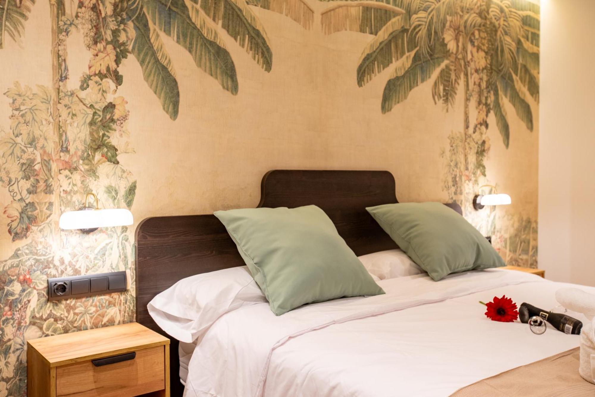 Boutique Rooms Playa Burriana Нерха Екстер'єр фото