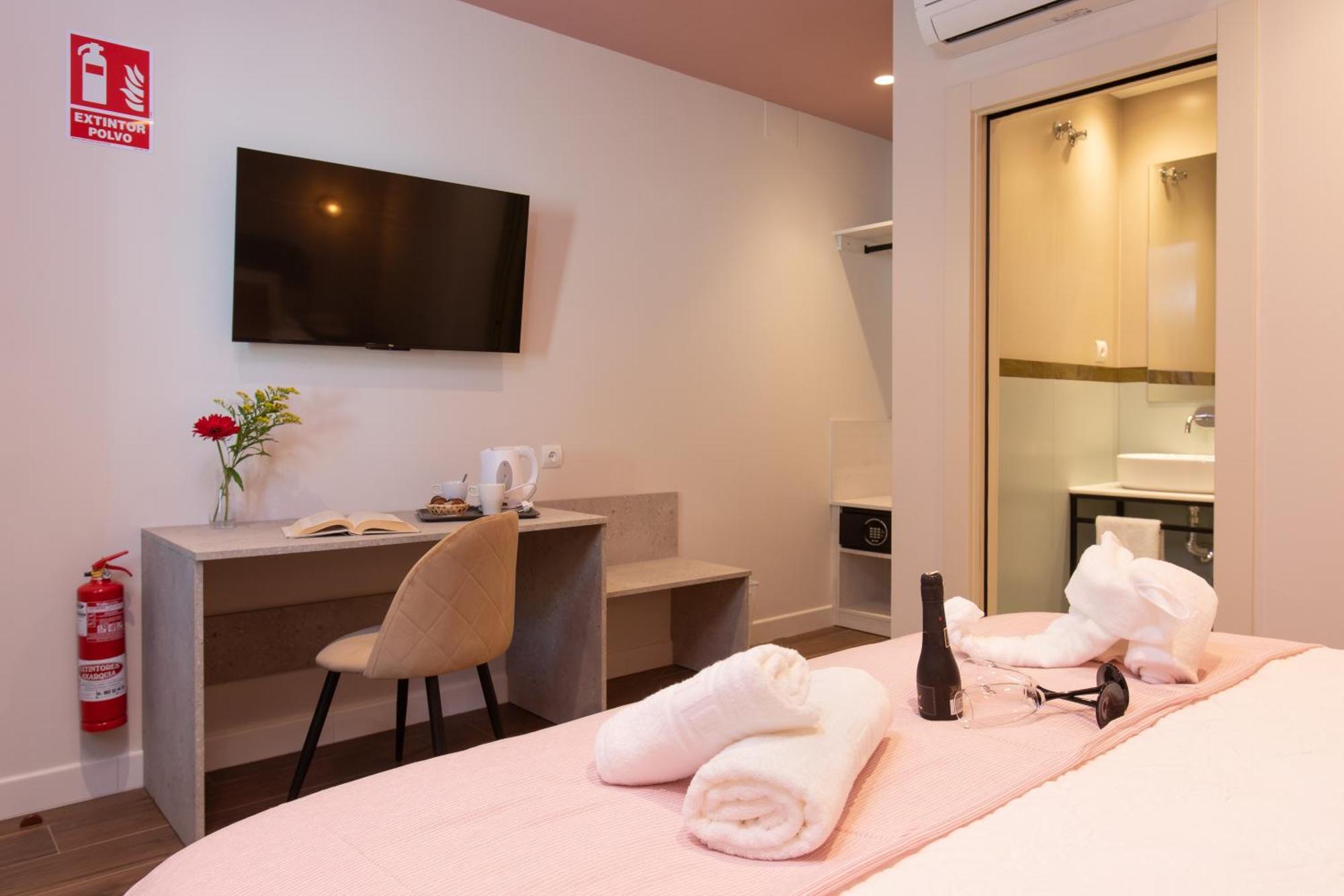 Boutique Rooms Playa Burriana Нерха Екстер'єр фото